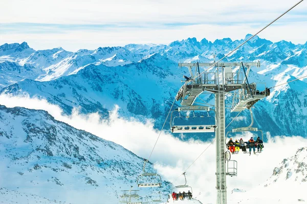 Skilift Skigebied Winteralpengebergte Frankrijk Val Thorens Frankrijk Winterlandschap — Stockfoto