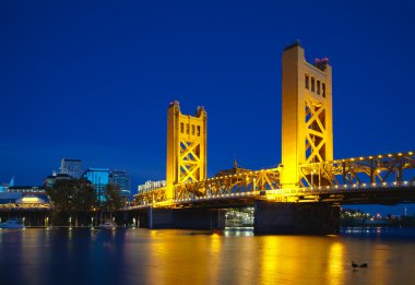 Sacramento altın kapı asma köprü