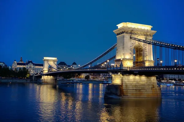 Széchenyi Lánchíd, Budapest, Magyarország — Stock Fotó