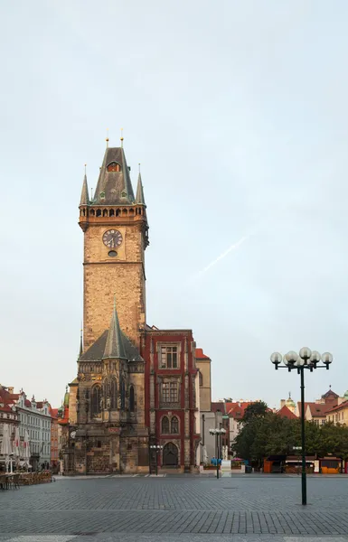 Gammalt stadshus i Prag på morgonen — Stockfoto