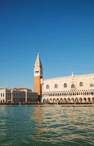 Venecia vista desde la laguna — Foto de Stock