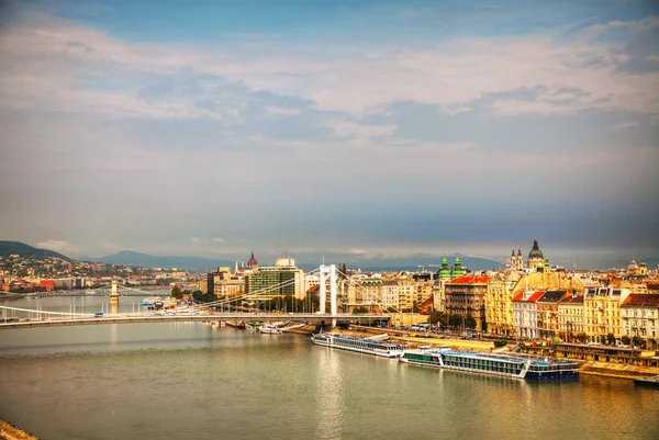 Aperçu panoramique de Budapest, Hongrie — Photo