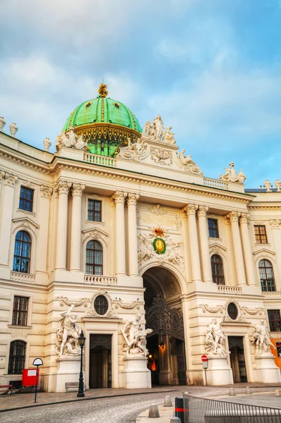 St. michael flügel der hofburg in wien, Österreich — Stockfoto