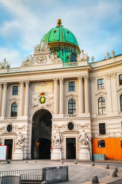 Ala de São Miguel do Palácio de Hofburg em Viena, Áustria — Fotografia de Stock