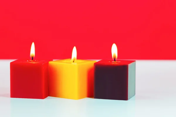 Três velas acesas — Fotografia de Stock