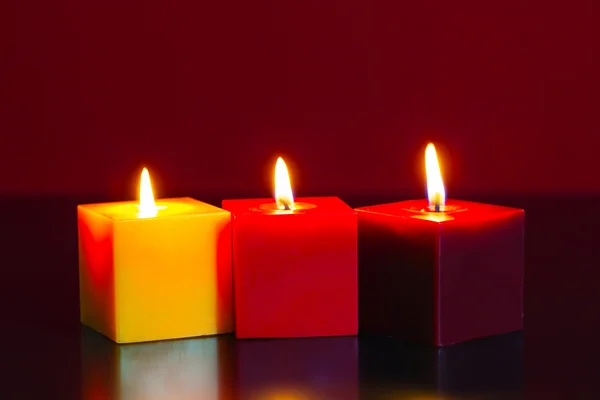 Três velas acesas — Fotografia de Stock