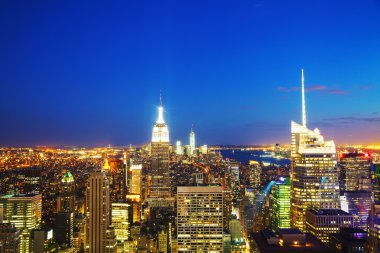 Geceleyin New York Şehri manzarası