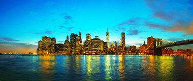 New York'un brooklyn Köprüsü ile cityscape