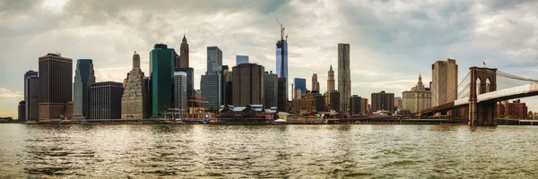 Paisaje urbano de Nueva York — Foto de Stock