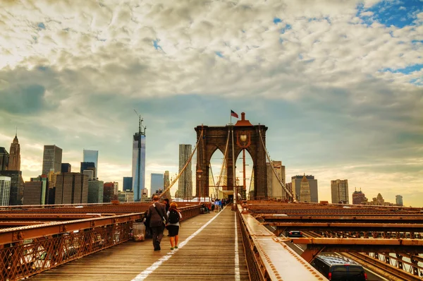 Paesaggio urbano di New York con ponte di Brooklyn — Foto Stock