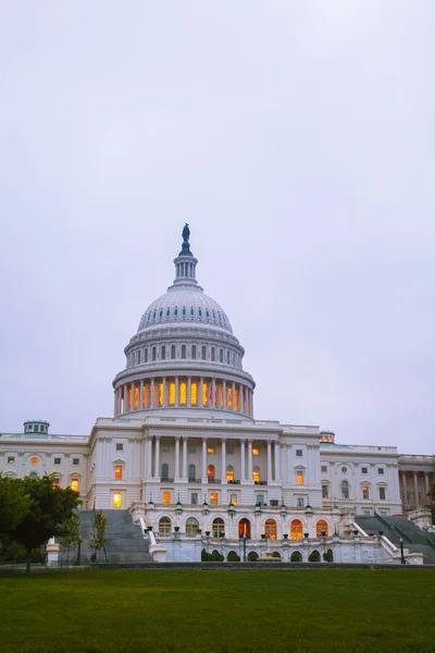 ワシントンでは、アメリカ合衆国議会議事堂 dc — ストック写真