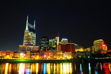 Downtown nashville cityscape gece