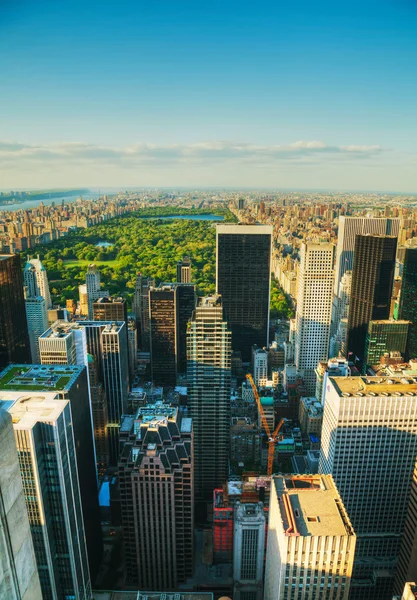 New Yorks stadsbild med central park — Stockfoto