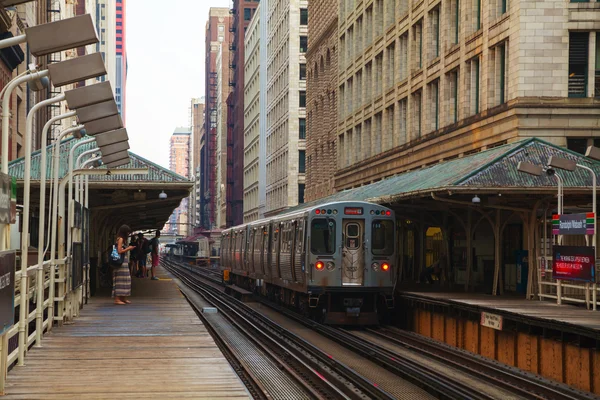 시카고에 있는 지하철 역 — 스톡 사진