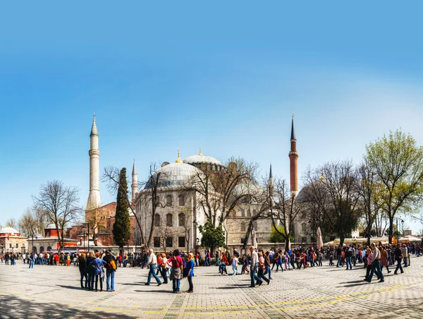 Hagia Sophia in Istanbul, Turkije vroeg in de ochtend — Stockfoto