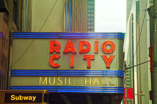 Radio City Music Hall signo —  Fotos de Stock