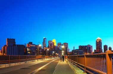 Şehir minneapolis, minnesota gece zaman