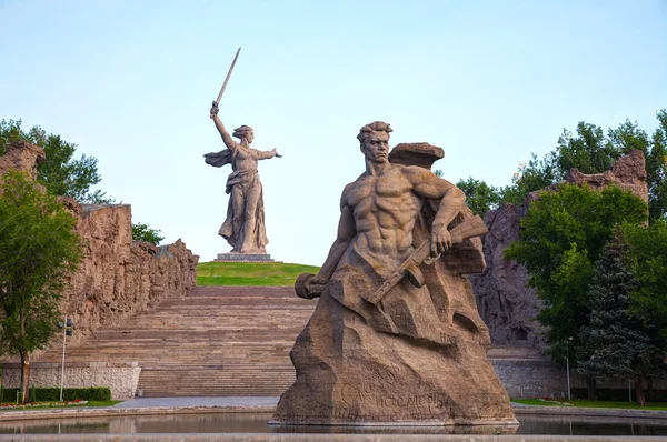 Родина зовет! памятник в Волгограде, Россия — стоковое фото
