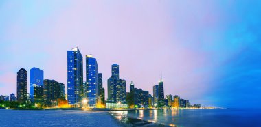 Downtown chicago, Il güneşli bir günde