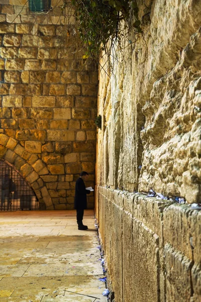 O Muro Ocidental em Jerusalém, Israel durante a noite — Fotografia de Stock