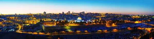 Overzicht van de oude stad in Jeruzalem, Israël — Stockfoto