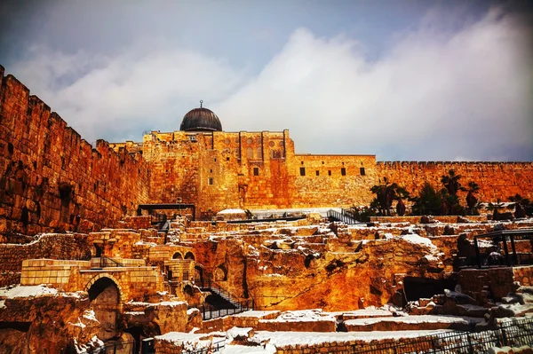 Ruínas de Ophel na cidade velha de Jerusalém — Fotografia de Stock