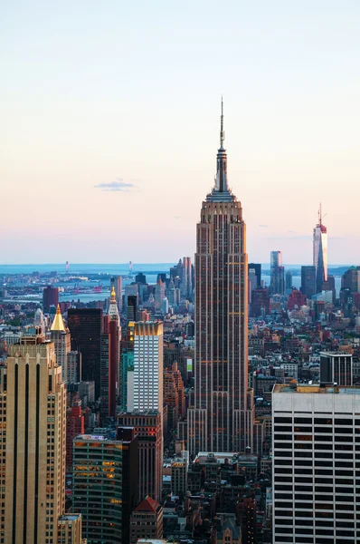 New York City cityscape at sunset — Stock Photo, Image