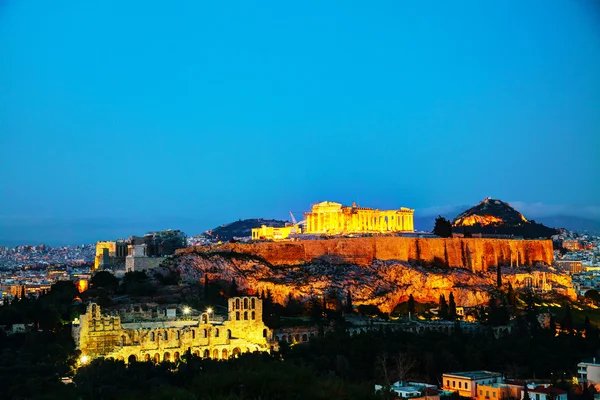 Akropolis på kvällen efter solnedgången — Stockfoto