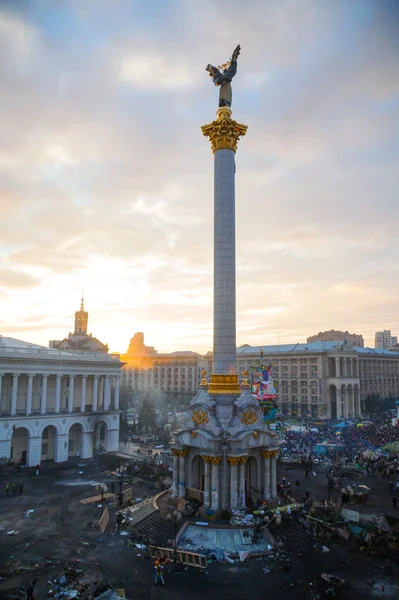 Maidan (Unabhängigkeits-) Platz nach der Revolution — Stockfoto