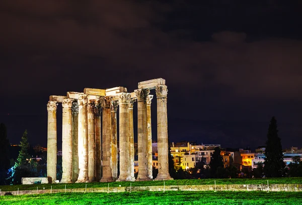 Temple of Olympian Zeus in Athens — Stock Photo, Image