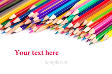 izole renkli kalemler