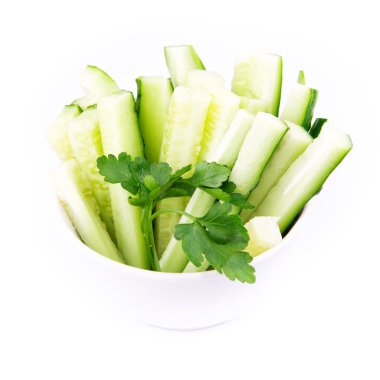 taze salatalık yemeye hazır servis