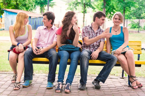 Group of happy smiling Teenage Students Outside — Stock Photo, Image