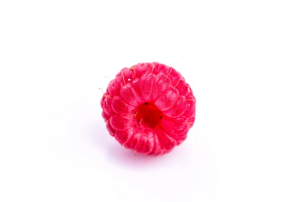 Ripe raspberry isolated on a white — Stock Photo, Image