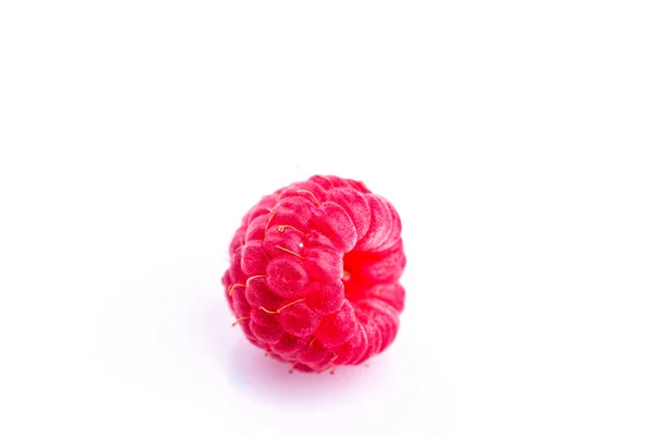 Ripe raspberry isolated on a white — Stock Photo, Image