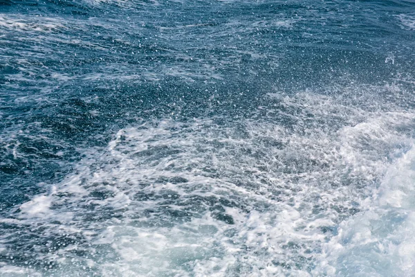 Dalgalı deniz suyu — Stok fotoğraf