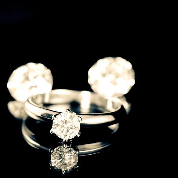 Alliance bague dimond — Photo