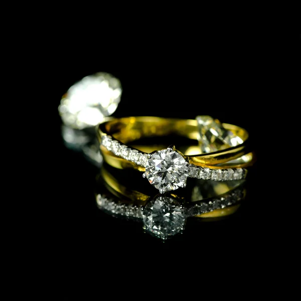 Alliance bague dimond — Photo