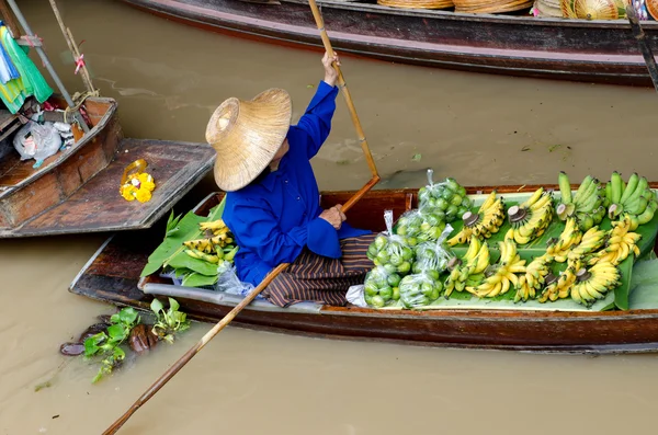 Damnernsaduak mercato galleggiante Thailandia — Foto Stock