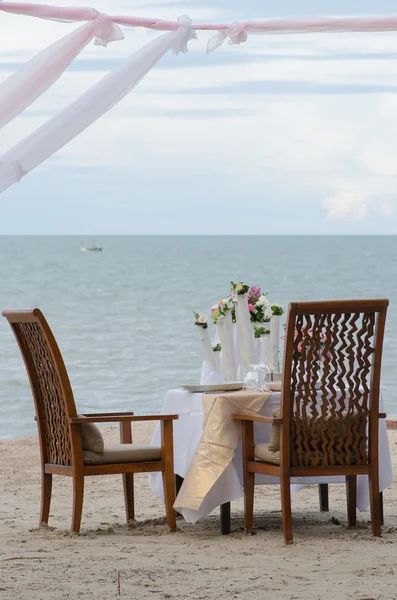 Cena en la playa — Foto de Stock