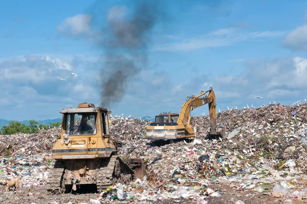 Grande mucchio di grabage — Foto Stock