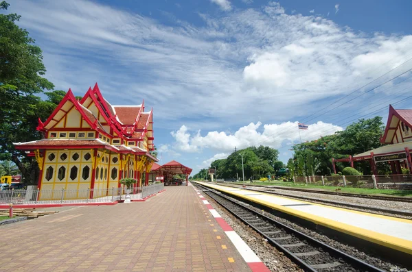 Hin zum Bahnhof Stockbild