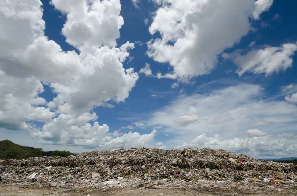 Big garbage heap — Stock Photo, Image