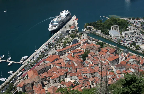 Λιμάνι Του Kotor Στο Μαυροβούνιο — Φωτογραφία Αρχείου