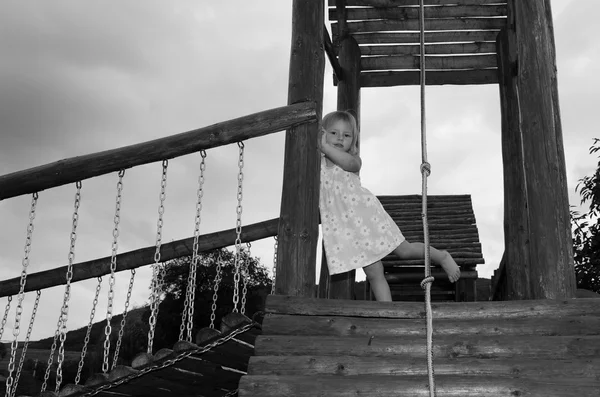 Schattig klein meisje — Stockfoto