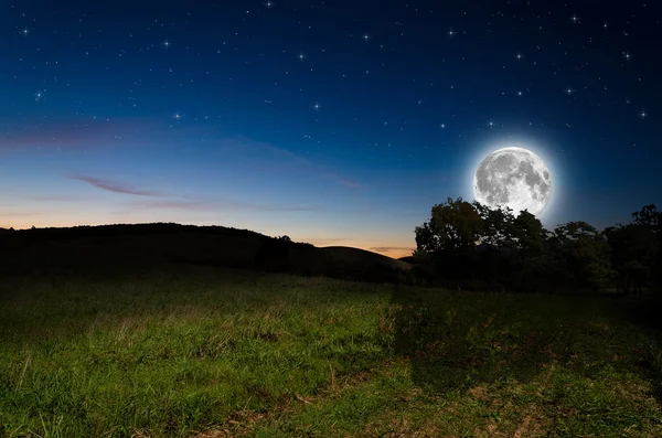 Hintergrund der Nacht — Stockfoto