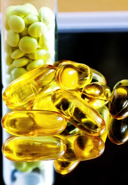 Balık yağı ve kediotu