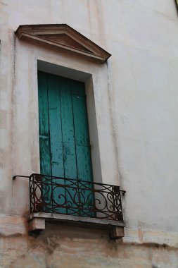 Eski balkon kapısı eski balkon kapısını