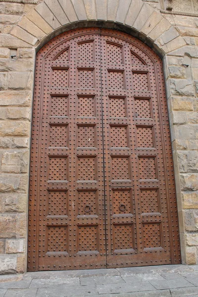 Porta medieval — Fotografia de Stock