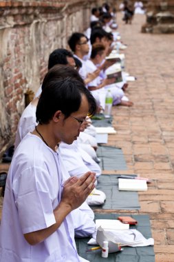 Visakha puja gün